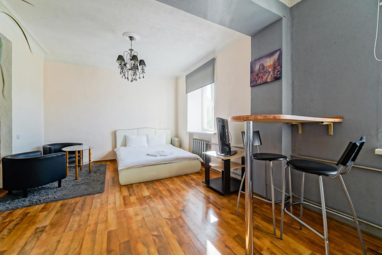 In The Center Of Minsk Apartment Ngoại thất bức ảnh