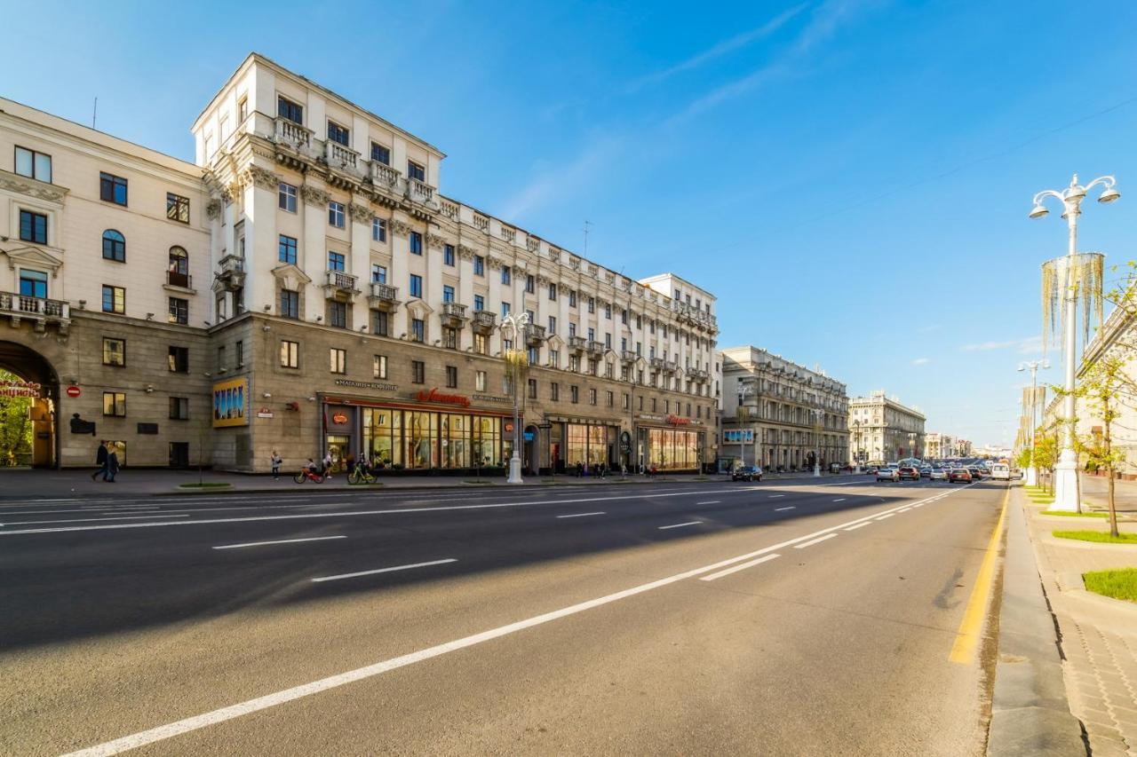 In The Center Of Minsk Apartment Ngoại thất bức ảnh